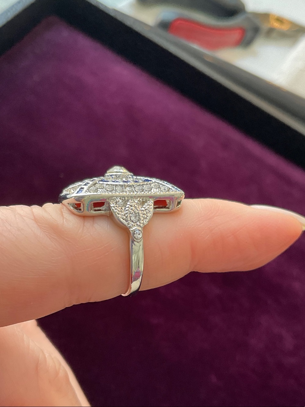 Avon Calling, Beautiful Silver-tone Ring, Size 6.5 - Picture 5 of 10